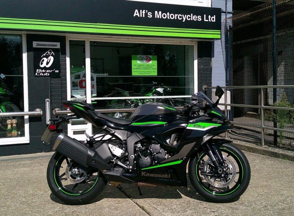 8307373x2048x1149_FFFFFF_L_0