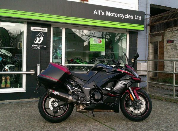 8676084x2048x1149_FFFFFF_L_0