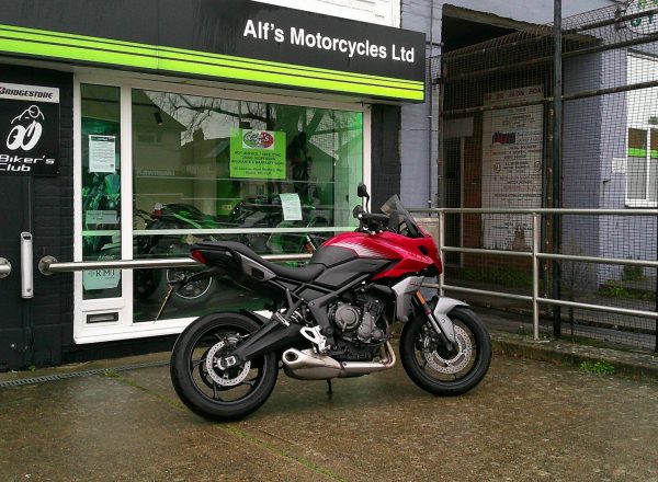 8695752x2048x1149_FFFFFF_L_0