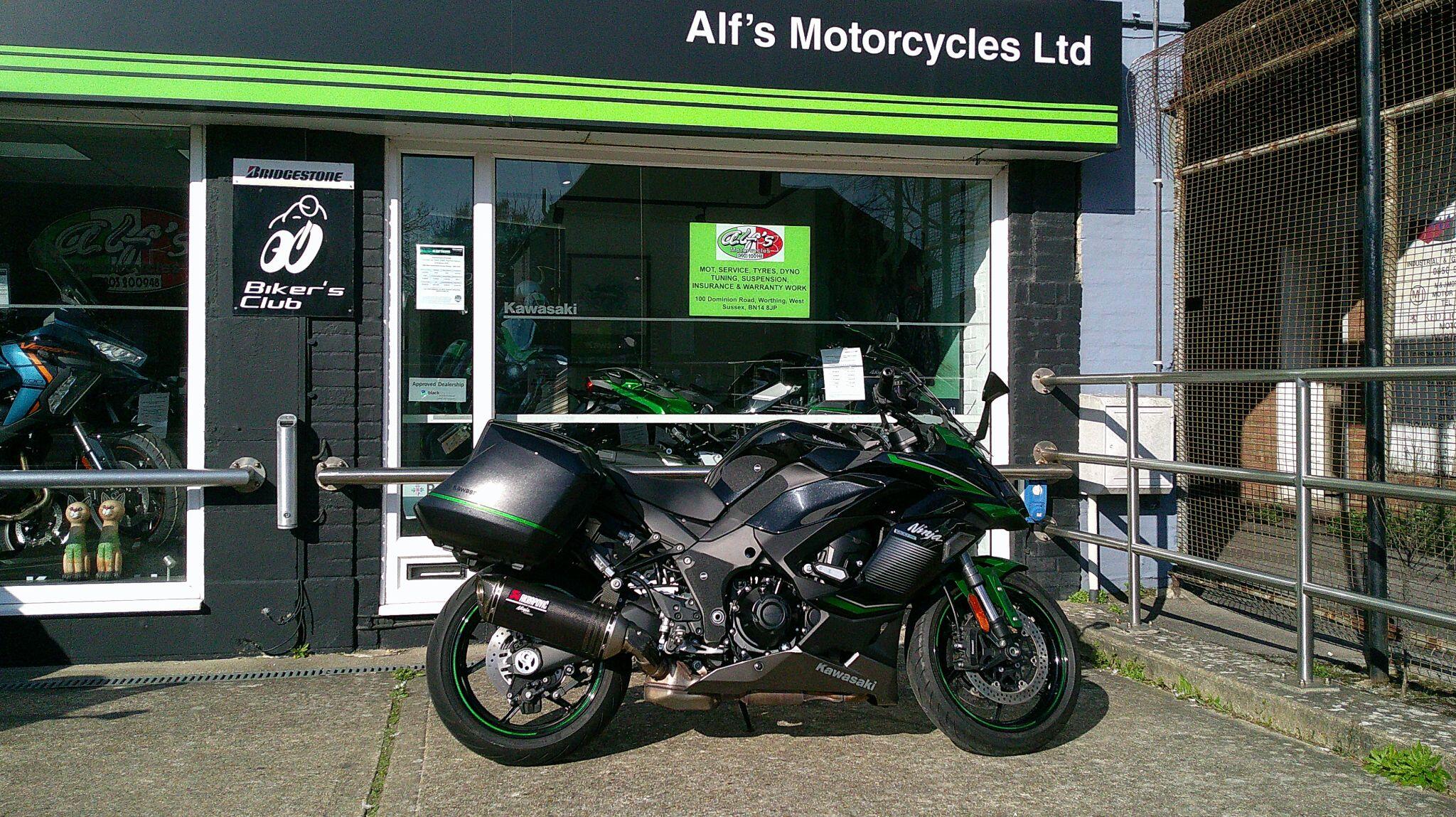 2023 Kawasaki Ninja 1000SX