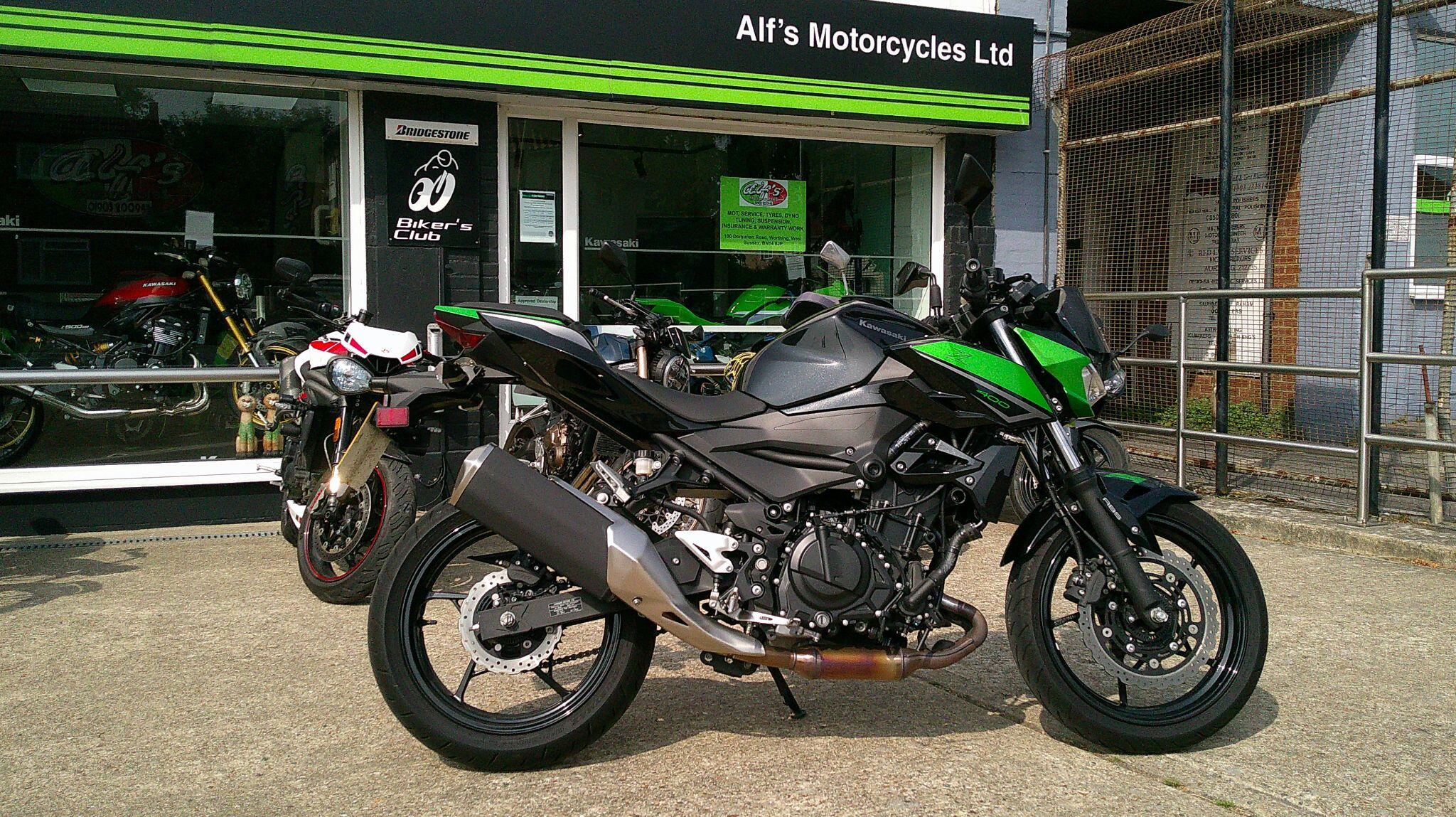 2023 Kawasaki Z400