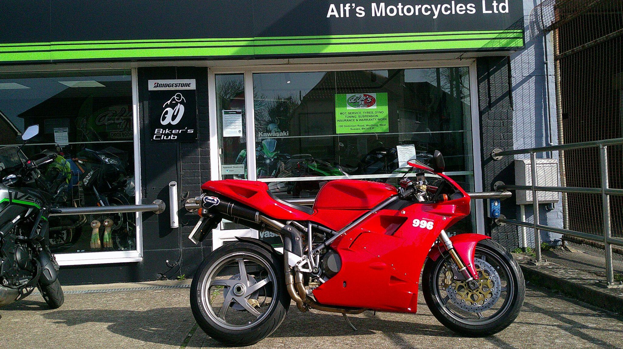 2000 Ducati 996